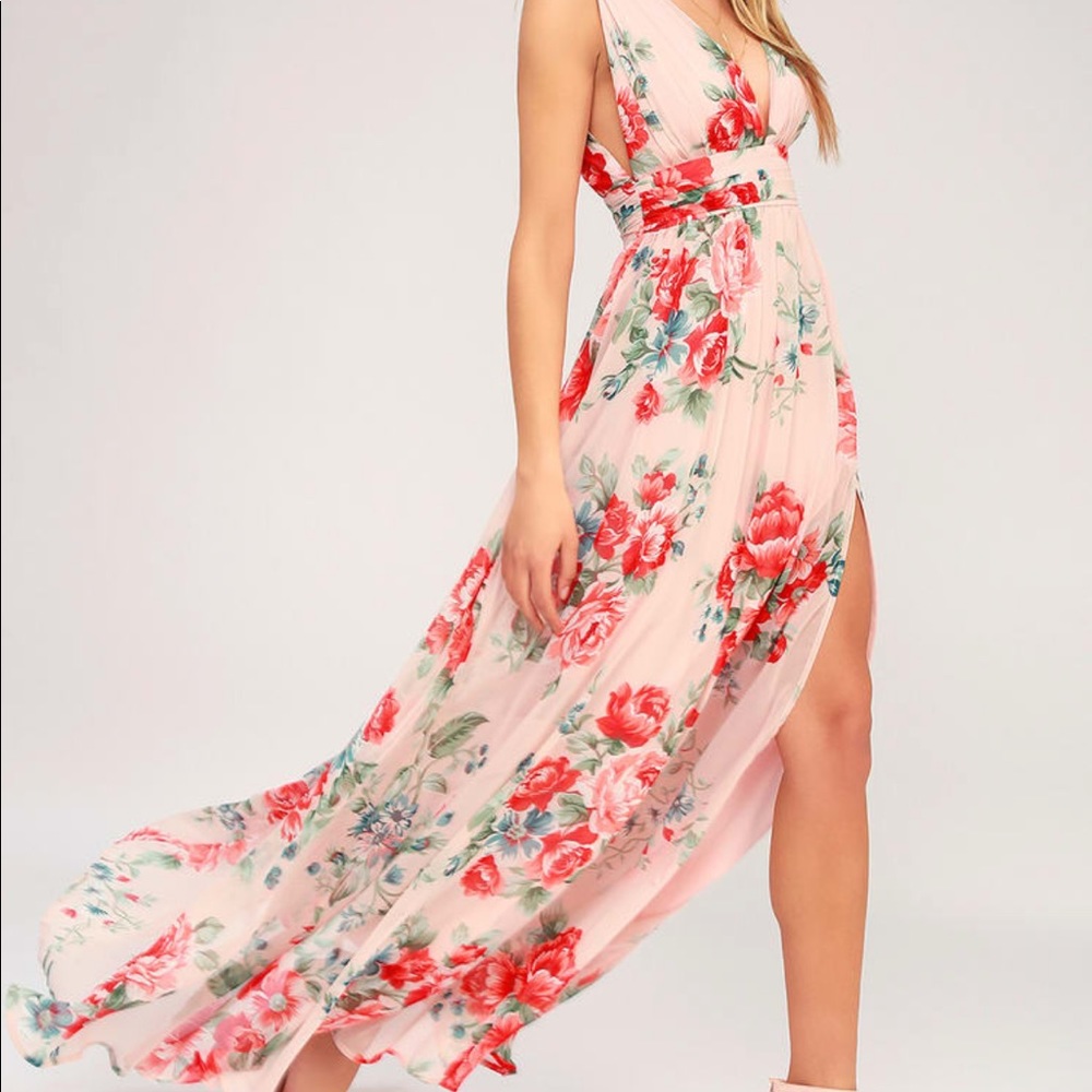 Garden Meandering Blush Floral Print Maxi Dress from lulus #wedding guest